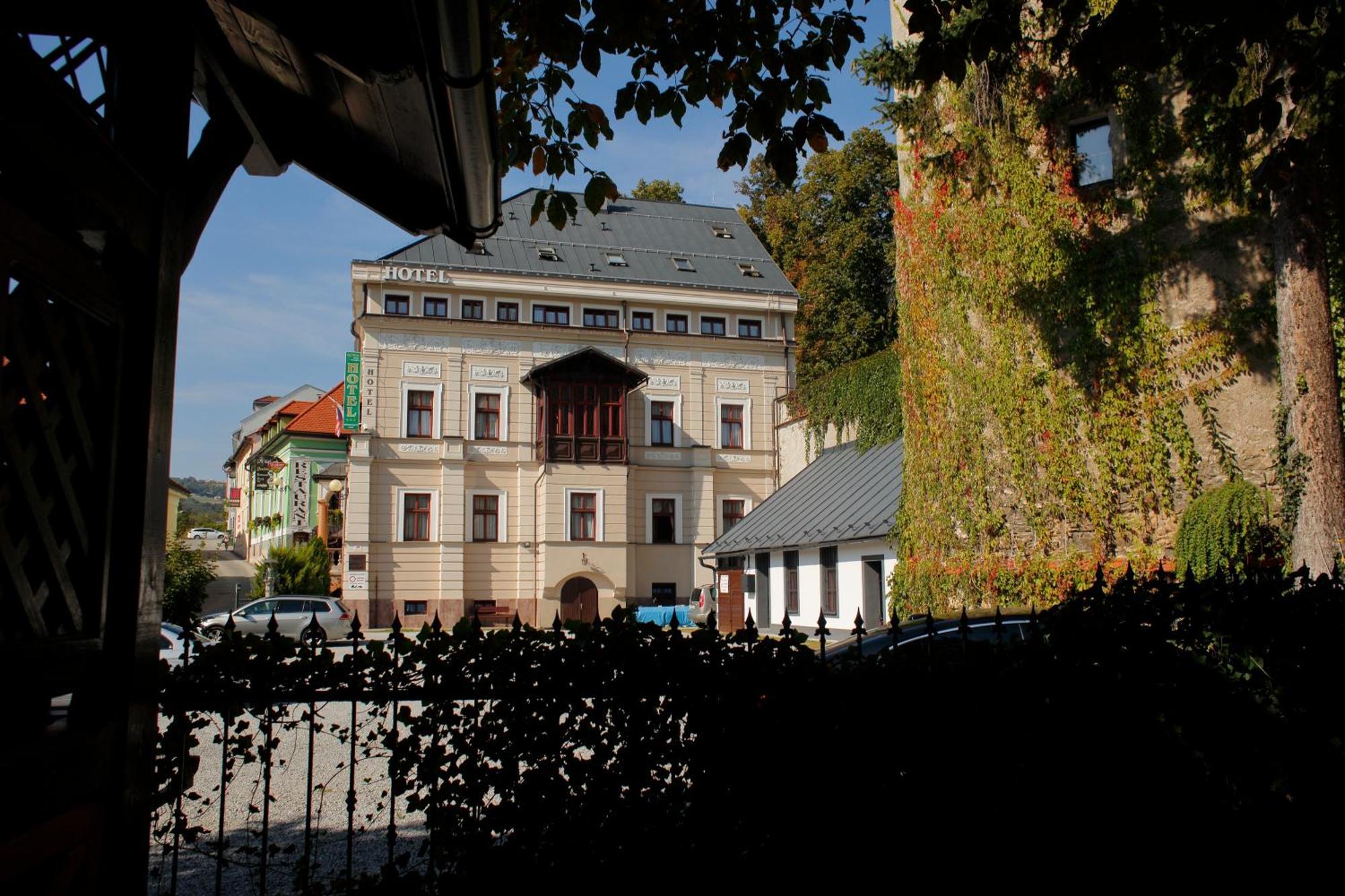 Hotel Kuria Banská Bystrica Exterior photo